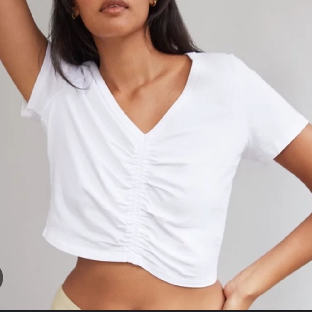 🔥MASSIVE CLEARANCE!💸 5 ITEMS/$40💗 Wilfred Free Levant Shirt